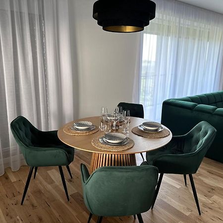 Luxury Apartment - Astro Dunajská Streda Εξωτερικό φωτογραφία