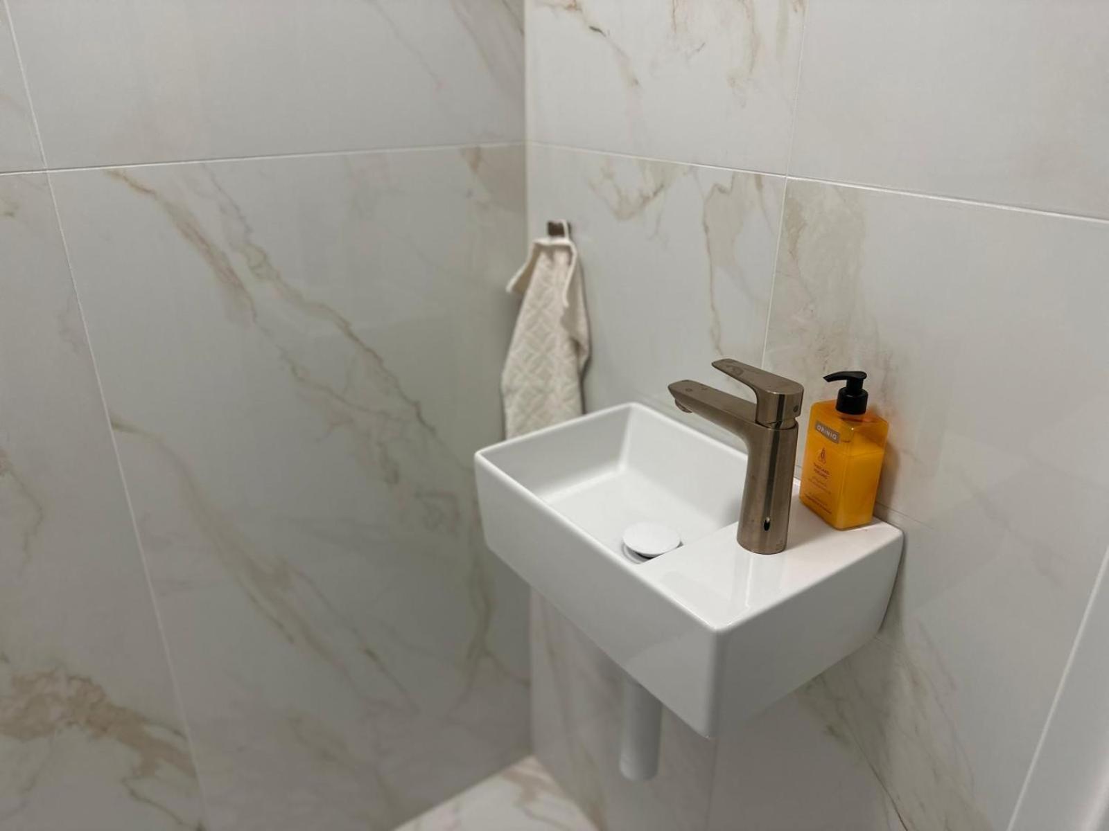 Luxury Apartment - Astro Dunajská Streda Εξωτερικό φωτογραφία